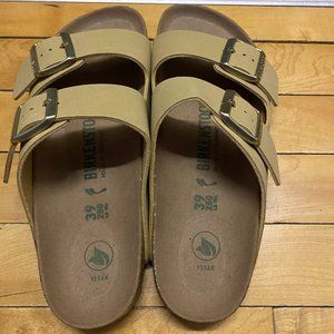 Vegan Leather Birkenstocks Never Worn - size 39